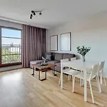 Nowa Motlawa Spa, Pool, Gym & Parking By Downtown 公寓式酒店 4*