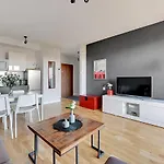 Aparthotel Nowa Motlawa Spa, Pool, Gym & Parking By Downtown Danzig