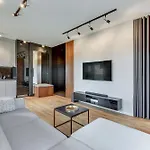 Aparthotel Nowa Motlawa Spa, Pool, Gym & Parking By Downtown Danzig
