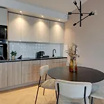 Nowa Motlawa Spa, Pool, Gym & Parking By Downtown 4*