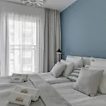Aparthotel Nowa Motlawa Spa, Pool, Gym & Parking By Downtown 4*
