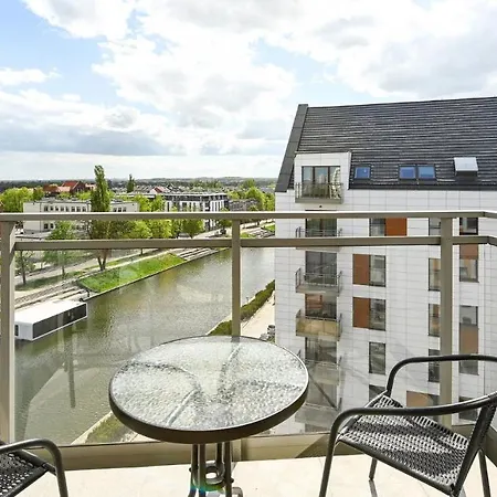 아파트 Nowa Motlawa Spa, Pool, Gym & Parking By Downtown