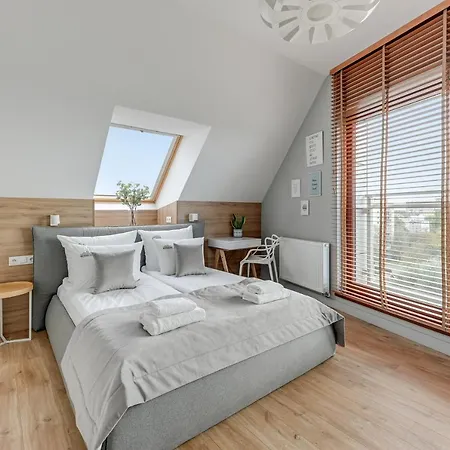 Nowa Motlawa Spa, Pool, Gym & Parking By Downtown *