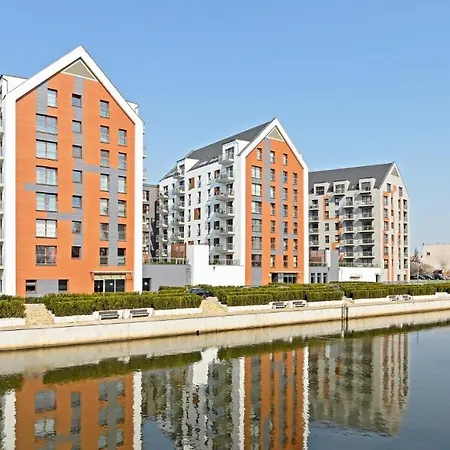 Nowa Motlawa Spa, Pool, Gym & Parking By Downtown Apartment Gdansk