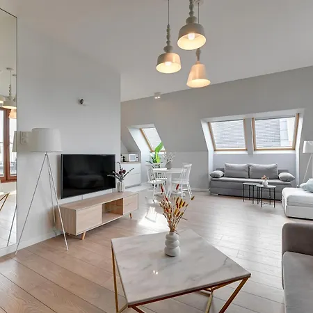 아파트 Nowa Motlawa Spa, Pool, Gym & Parking By Downtown *