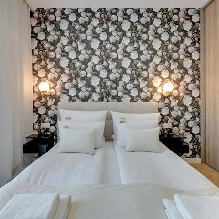 Nowa Motlawa Spa, Pool, Gym & Parking By Downtown 4* 그단스크