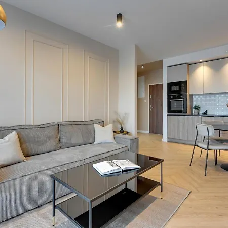 Apartmán Nowa Motlawa Spa, Pool, Gym & Parking By Downtown