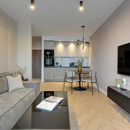 Nowa Motlawa Spa, Pool, Gym & Parking By Downtown Apartment *