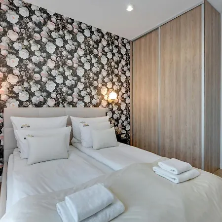Nowa Motlawa Spa, Pool, Gym & Parking By Downtown *