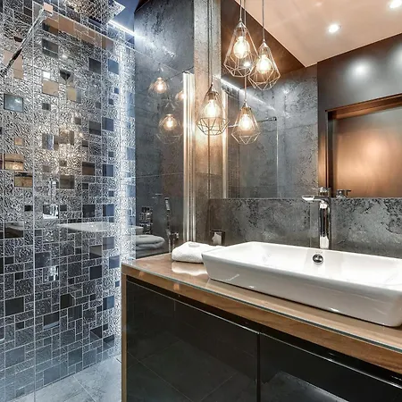 Nowa Motlawa Spa, Pool, Gym & Parking By Downtown