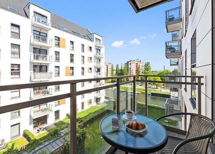 Nowa Motlawa Spa, Pool, Gym & Parking By Downtown Appart hôtel