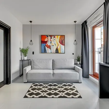 Nowa Motlawa Spa, Pool, Gym & Parking By Downtown